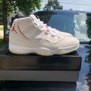 Jordan 11 Platinum Tint Size 11